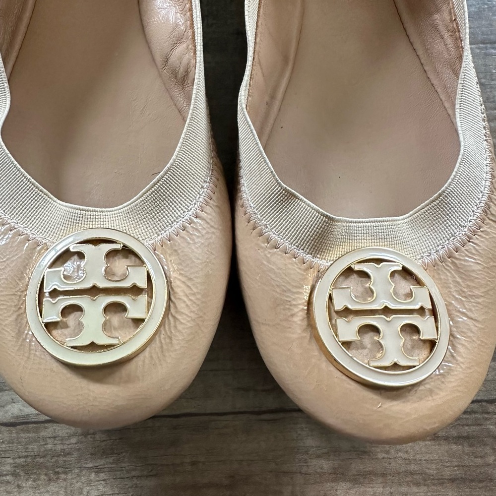 Tory Burch sand ballet flats - Picture 6 of 11